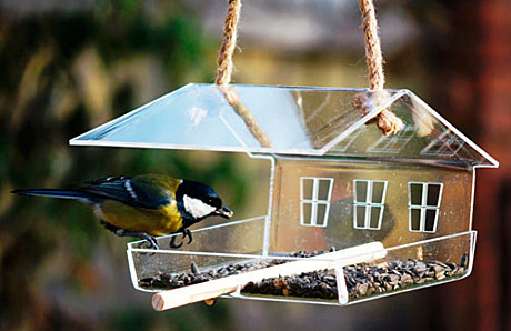 Кормушка для птиц прозрачная уличная на дерево 